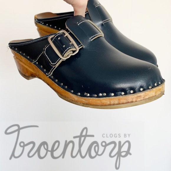 navy leather clogs